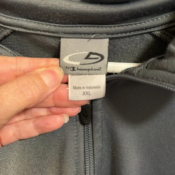 Champion Men’s Zip-Up Gray With Black Stripe Sleeves Lightweight Jacket Size XXL - Picture 4 of 7